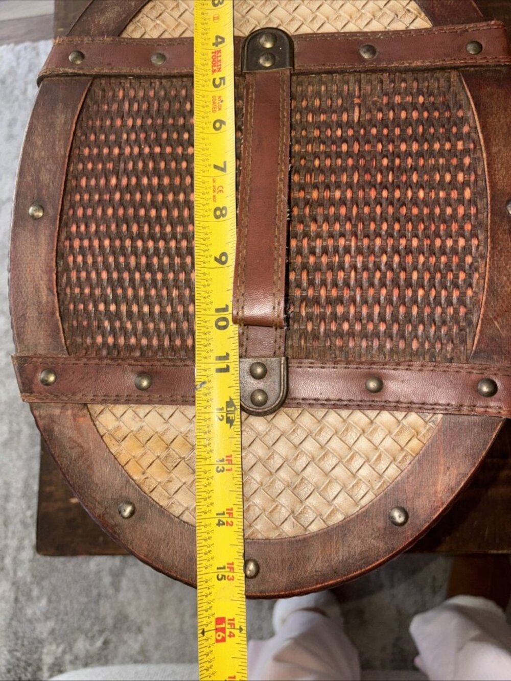 VTG. Antique Leather & Rattan Wood Storage Box Or Basket Travel Hat Box 12w x 15 - Picture 8 of 13